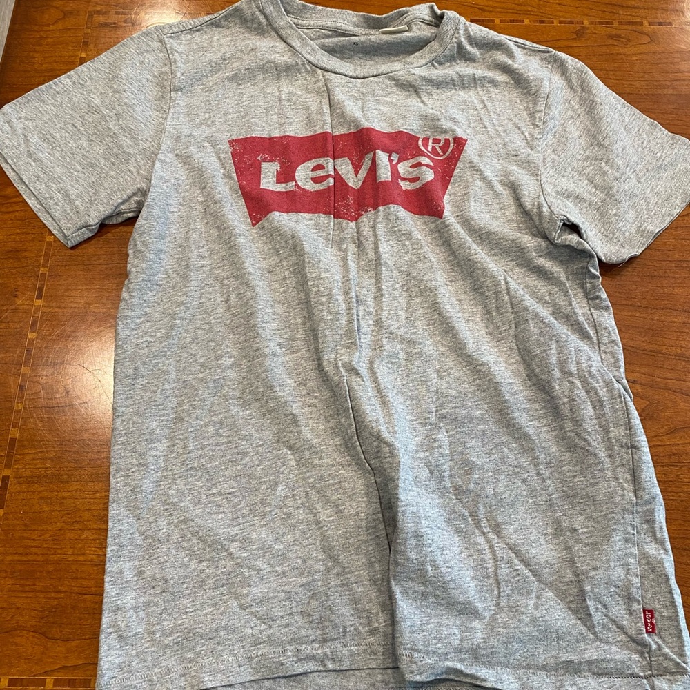 Levi’s TShirt